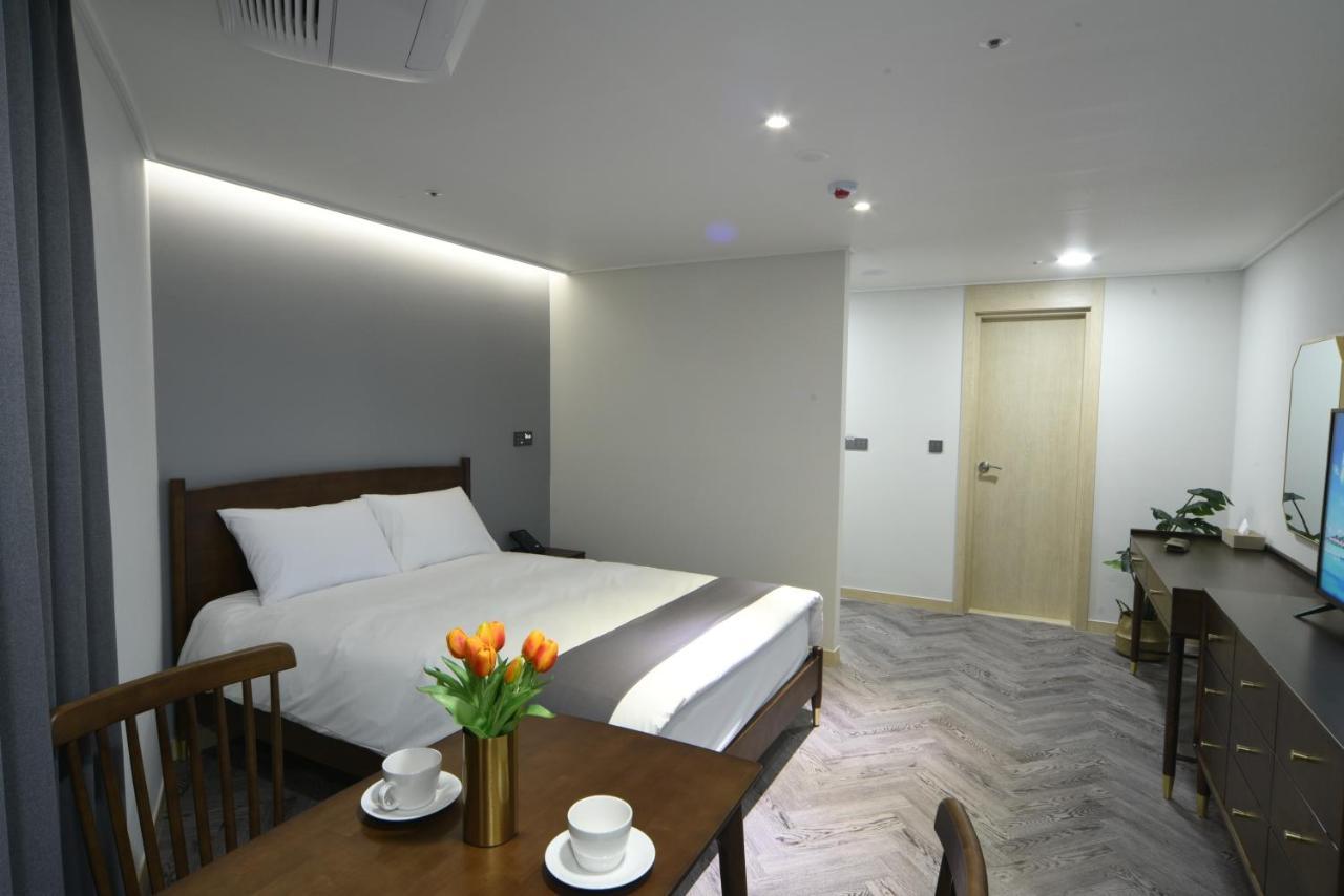 Haeundae Central Hotel Busan Bagian luar foto