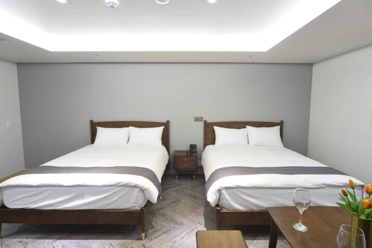 Haeundae Central Hotel Busan Bagian luar foto